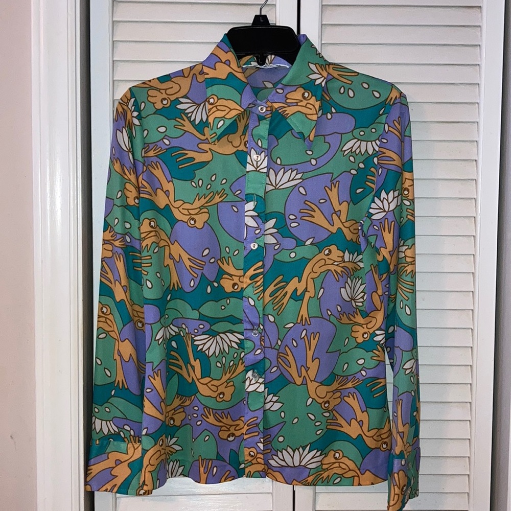 *Vintage* K Mart froggy button-up